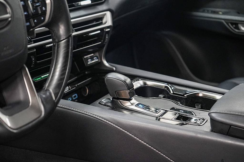 Thumbnail: 2024 Lexus RX - 16