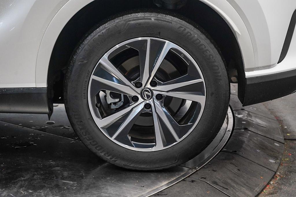 Thumbnail: 2024 Lexus RX - 22