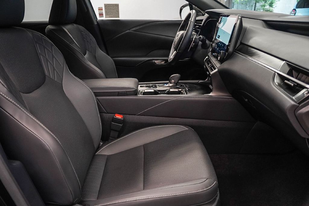 Thumbnail: 2025 Lexus RX - 10