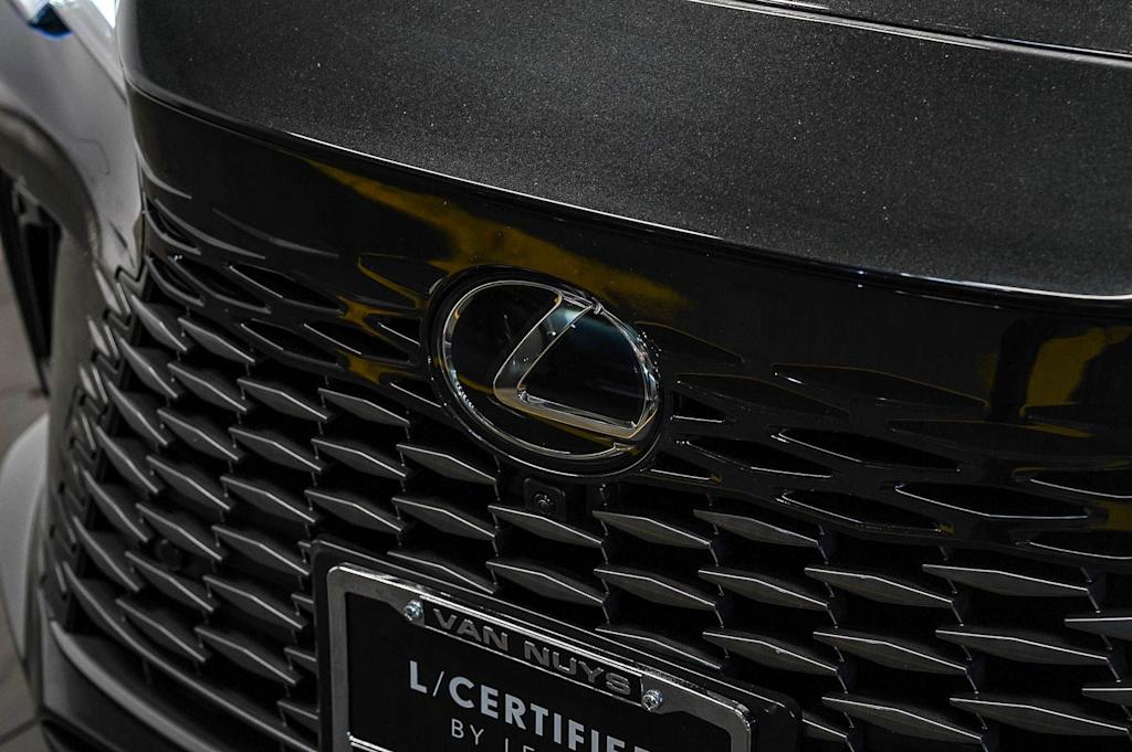 Thumbnail: 2025 Lexus RX - 5
