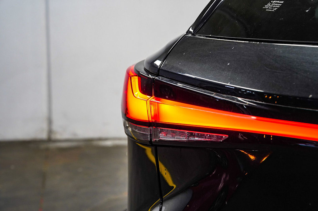 Thumbnail: 2023 Lexus RX - 22