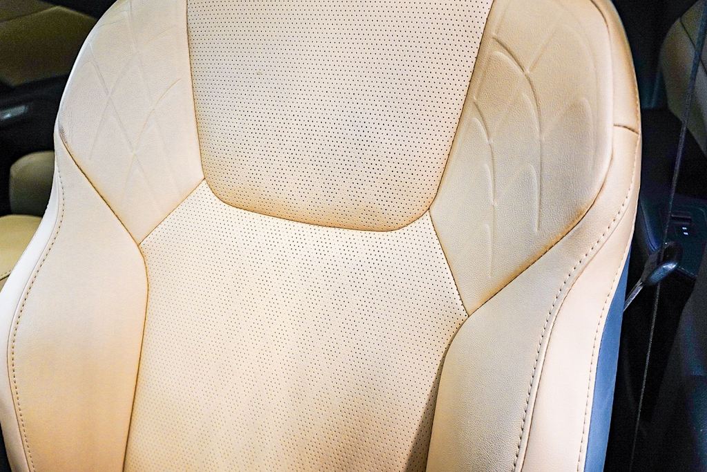 Thumbnail: 2024 Lexus RX - 34