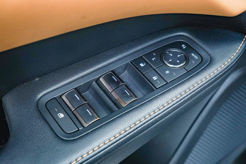 Thumbnail: 2024 Lexus RX - 30