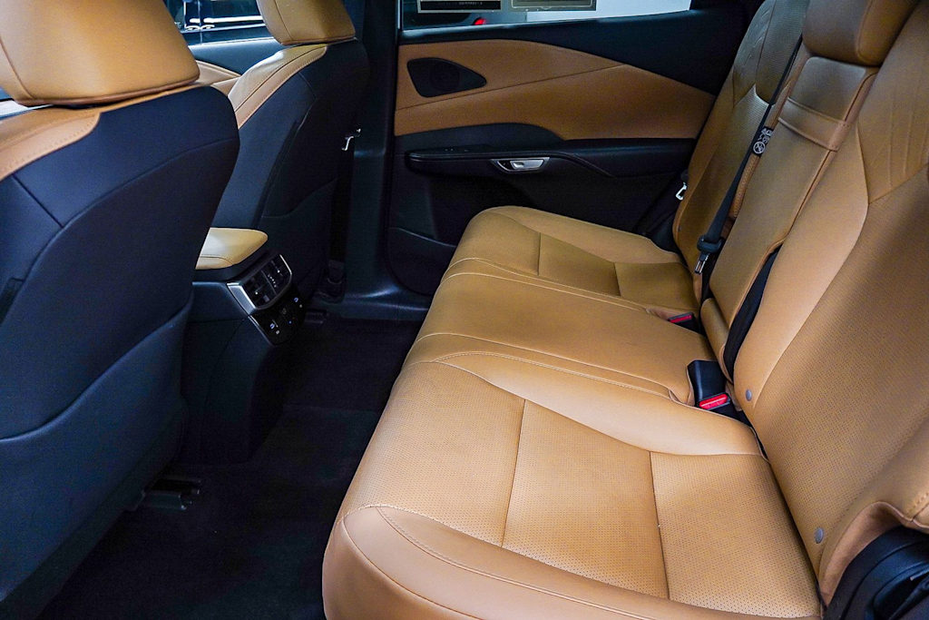 Thumbnail: 2024 Lexus RX - 29