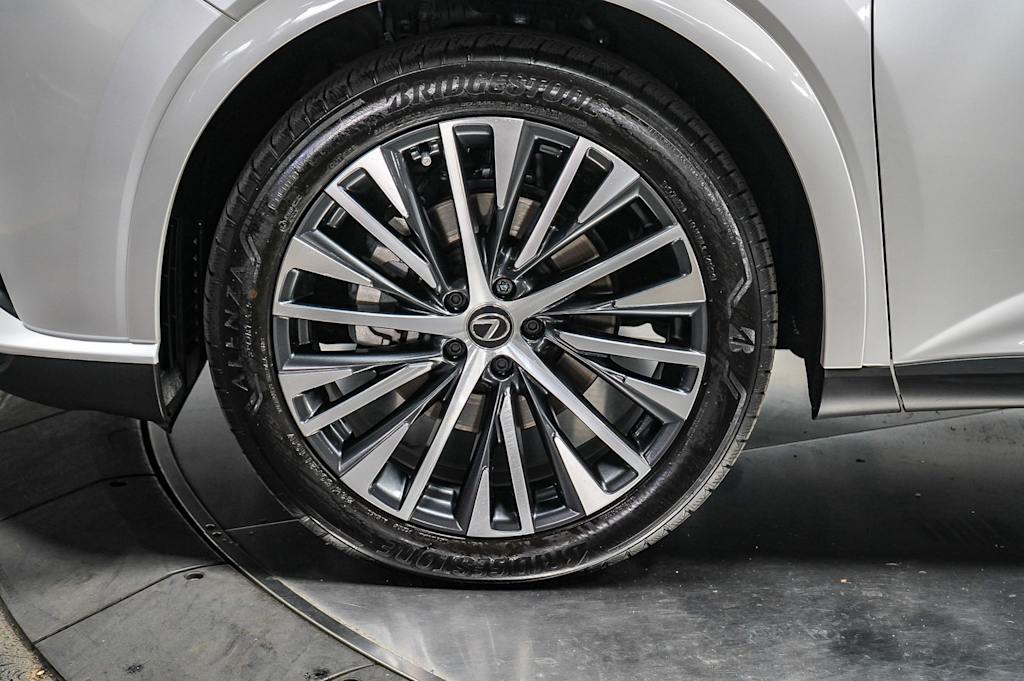 Thumbnail: 2025 Lexus RX - 7