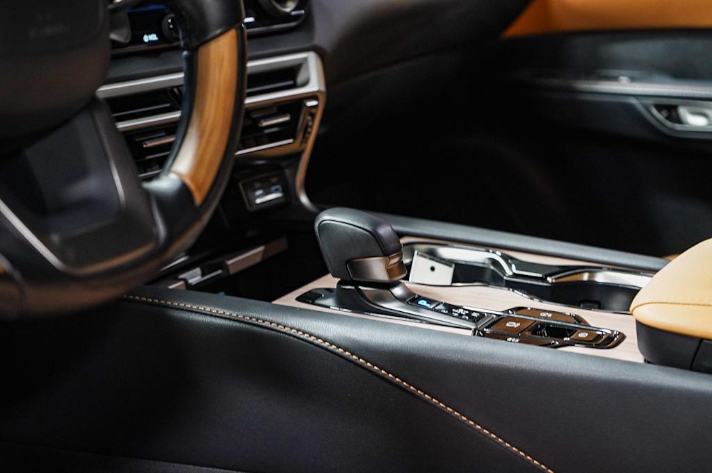 Thumbnail: 2025 Lexus RX - 16