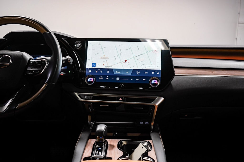 Thumbnail: 2025 Lexus RX - 9