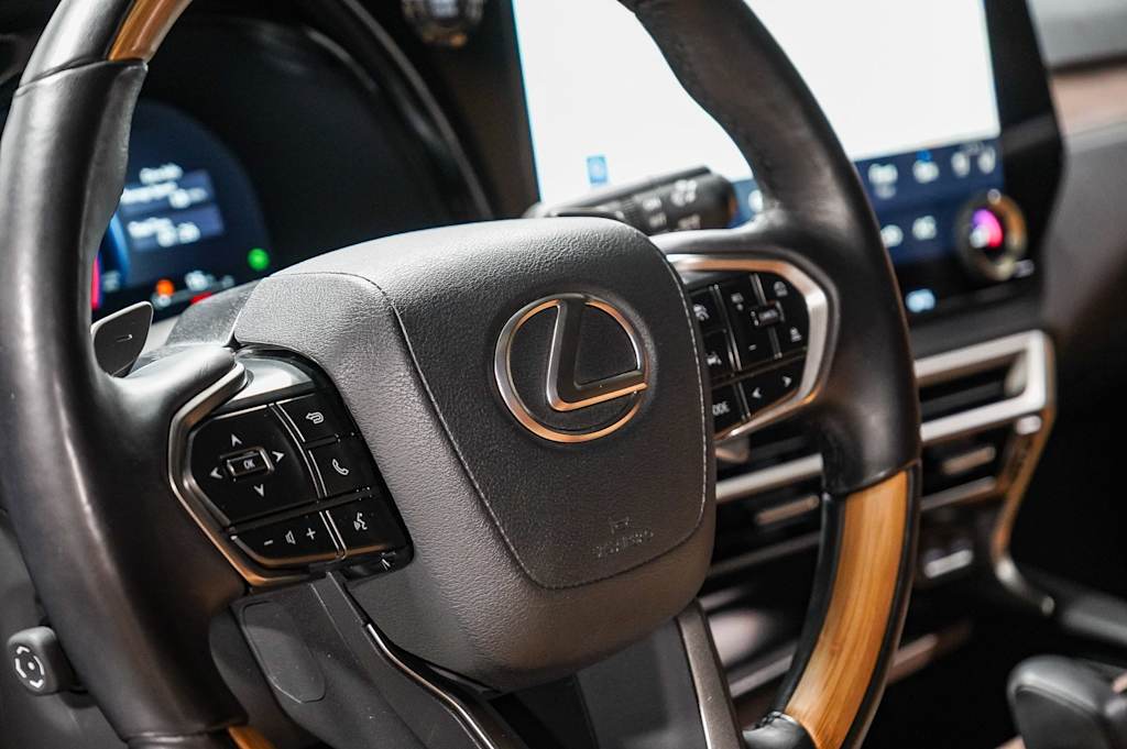 Thumbnail: 2025 Lexus RX - 14