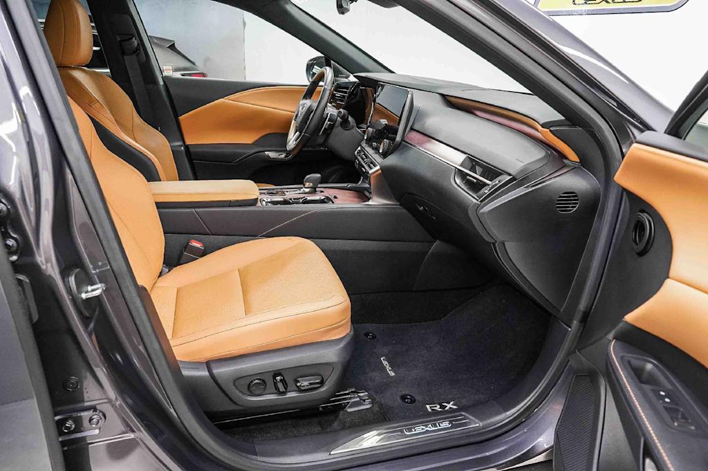 Thumbnail: 2025 Lexus RX - 10