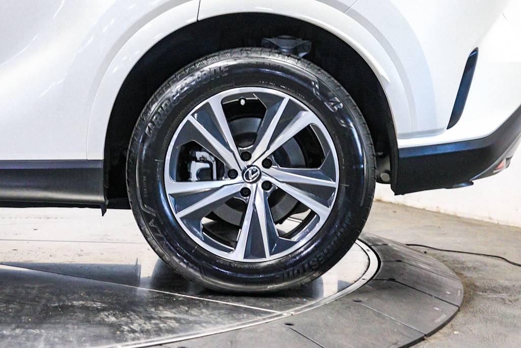Thumbnail: 2024 Lexus RX - 22