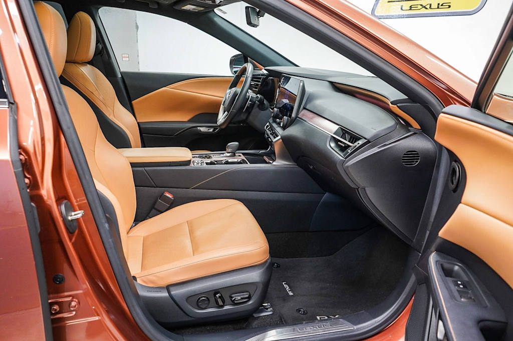 Thumbnail: 2023 Lexus RX - 10