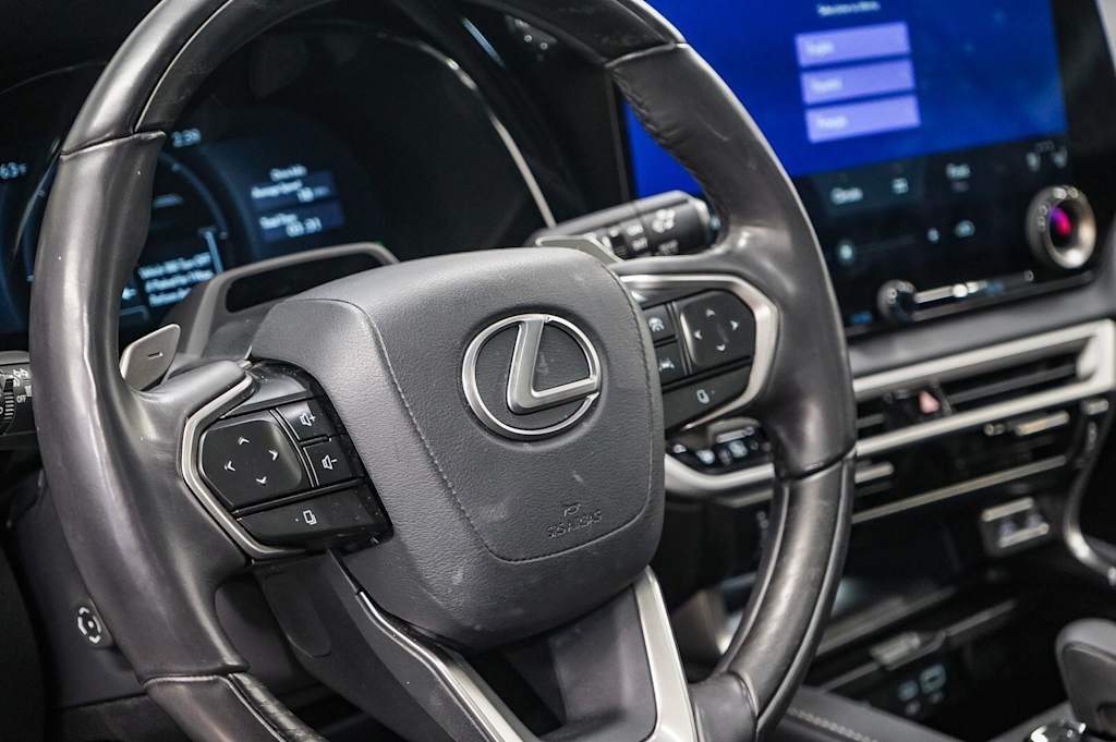 Thumbnail: 2025 Lexus RX - 14