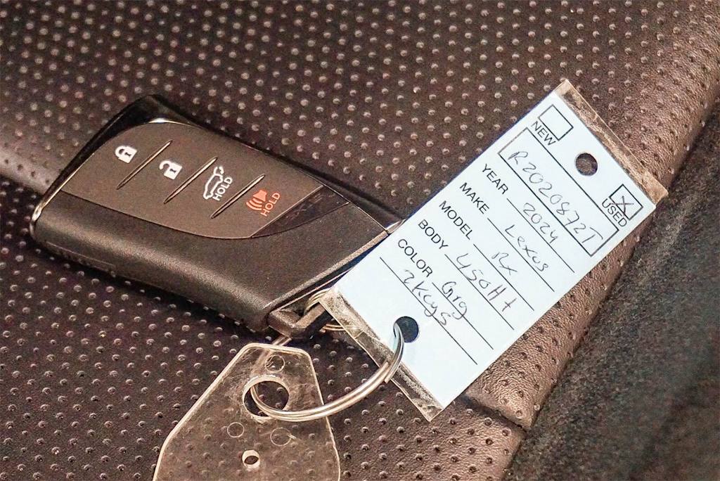 Thumbnail: 2024 Lexus RX - 15