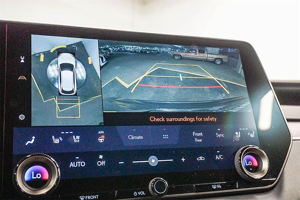 Thumbnail: 2024 Lexus RX - 29