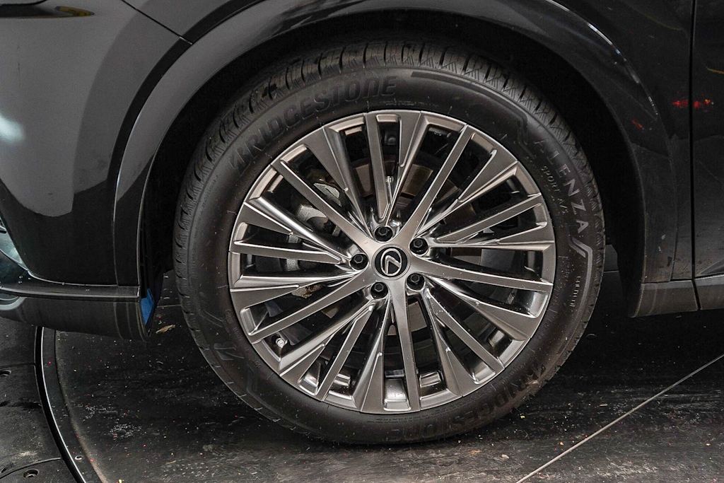 Thumbnail: 2024 Lexus RX - 7