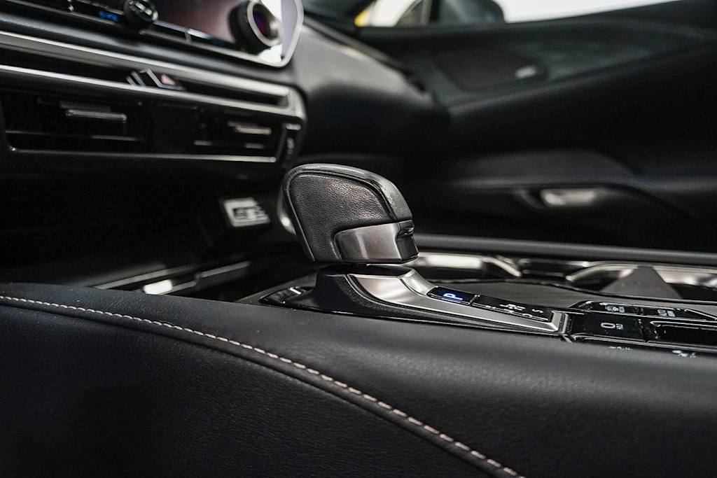 Thumbnail: 2024 Lexus RX - 27