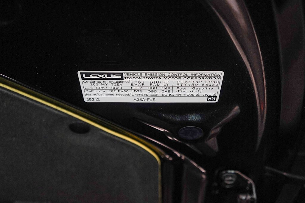 Thumbnail: 2024 Lexus RX - 17