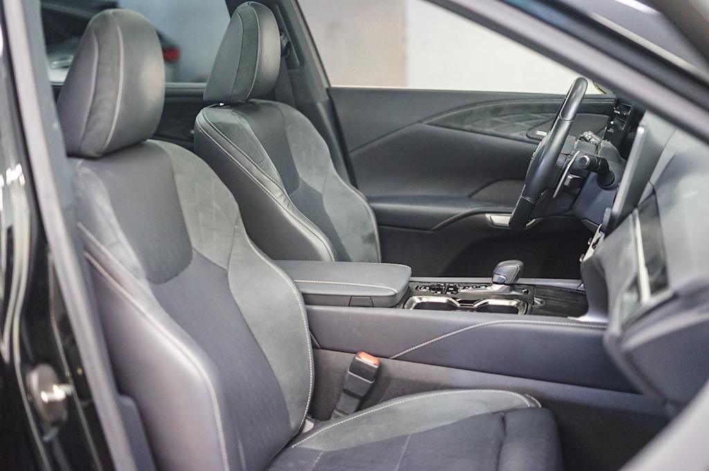 Thumbnail: 2024 Lexus RX - 9