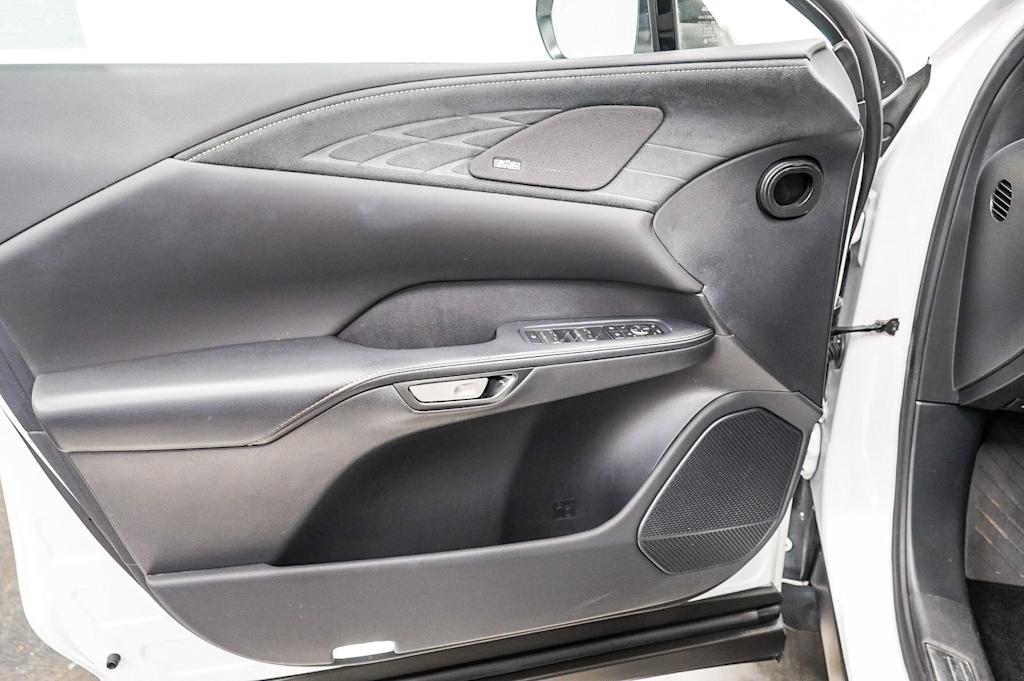 Thumbnail: 2025 Lexus RX - 27