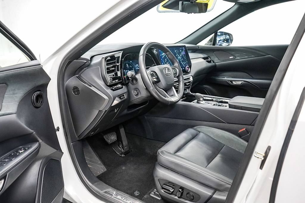 Thumbnail: 2025 Lexus RX - 11