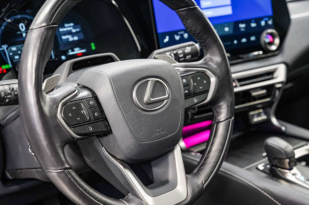 Thumbnail: 2025 Lexus RX - 14