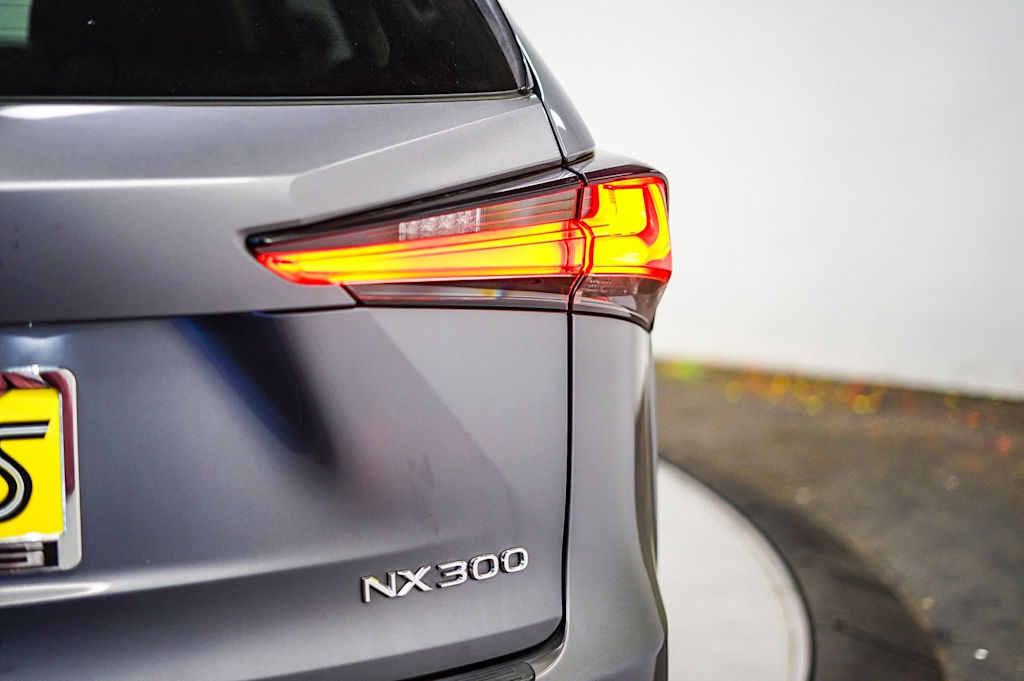 Thumbnail: 2020 Lexus NX - 17