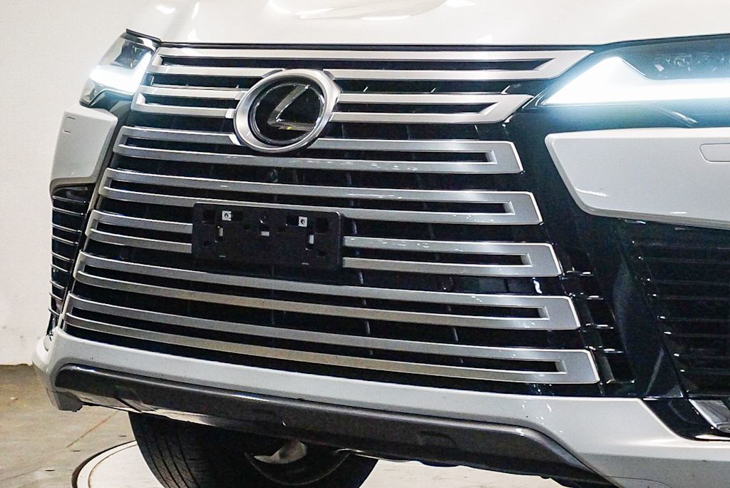Thumbnail: 2025 Lexus ES - 13