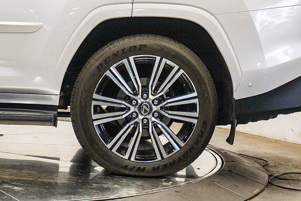 Thumbnail: 2025 Lexus ES - 22