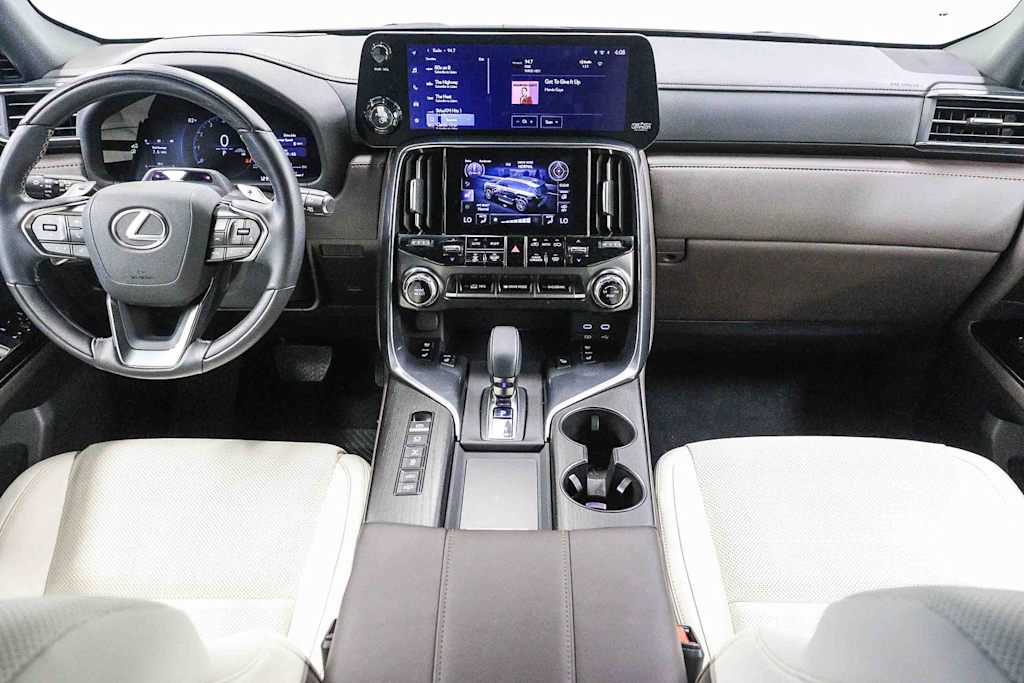 Thumbnail: 2025 Lexus ES - 2