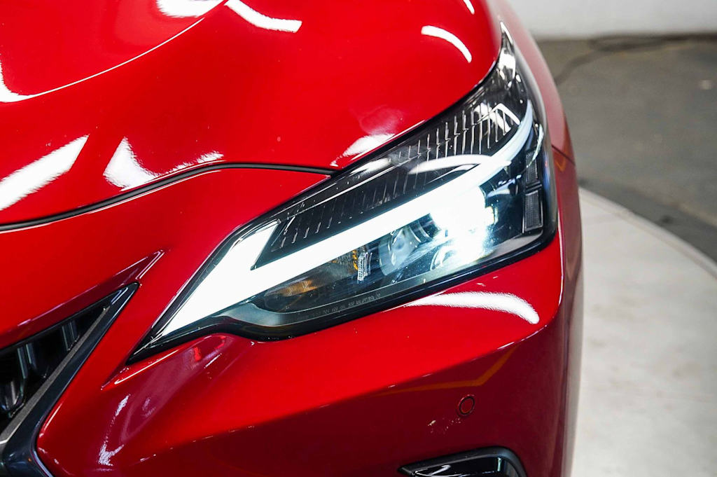 Thumbnail: 2025 Lexus ES - 21