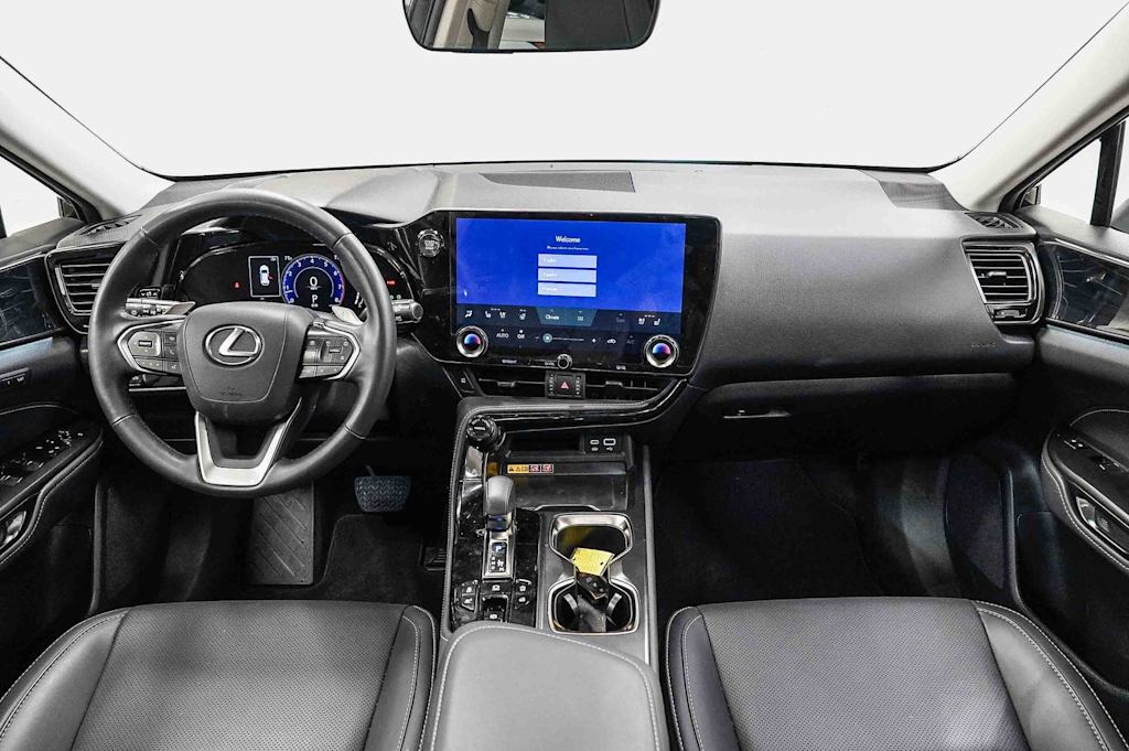 Thumbnail: 2025 Lexus ES - 2