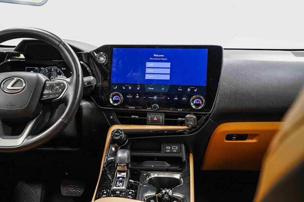 Thumbnail: 2024 Lexus ES - 8