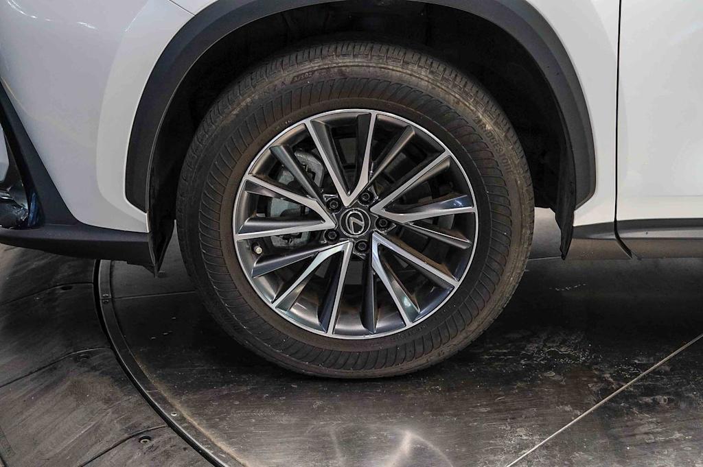 Thumbnail: 2024 Lexus ES - 6