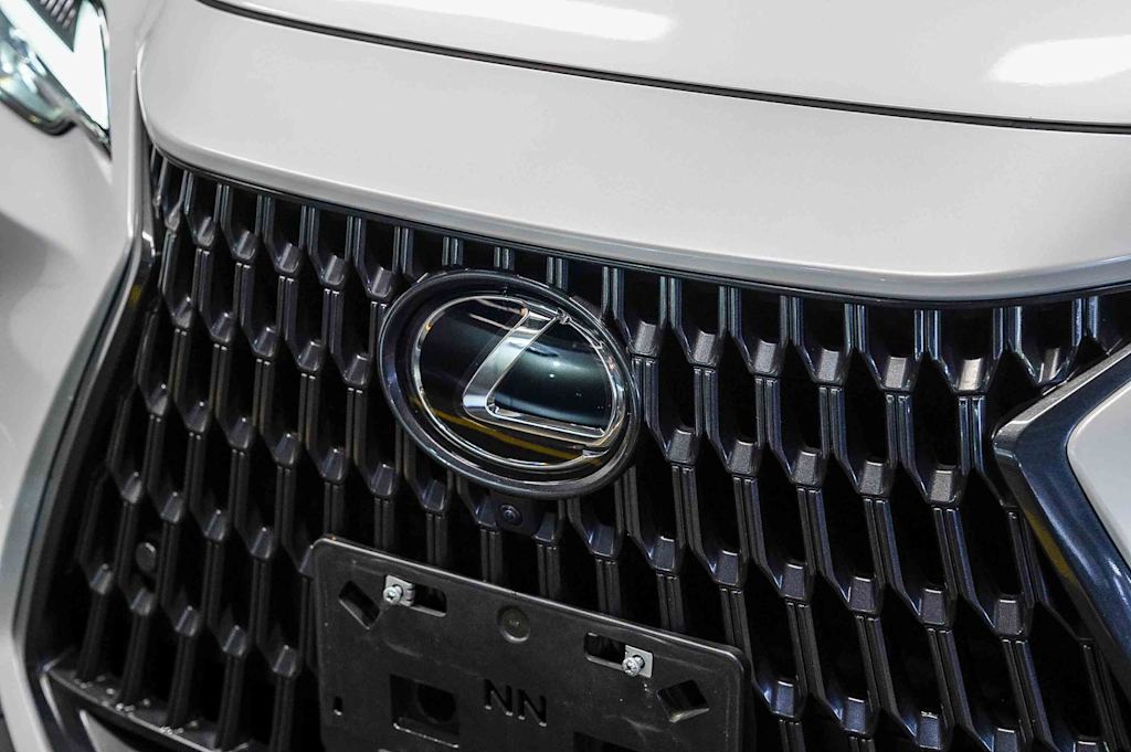 Thumbnail: 2024 Lexus ES - 22