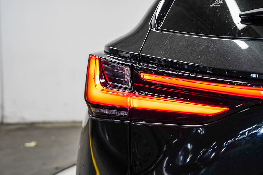 Thumbnail: 2025 Lexus ES - 22