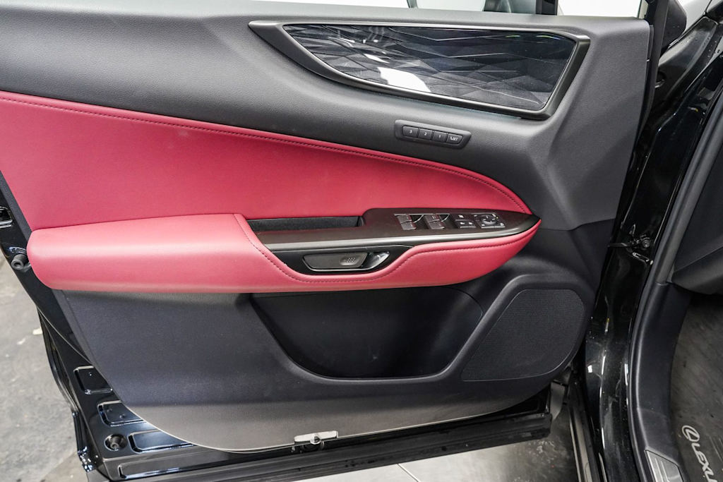Thumbnail: 2025 Lexus ES - 26