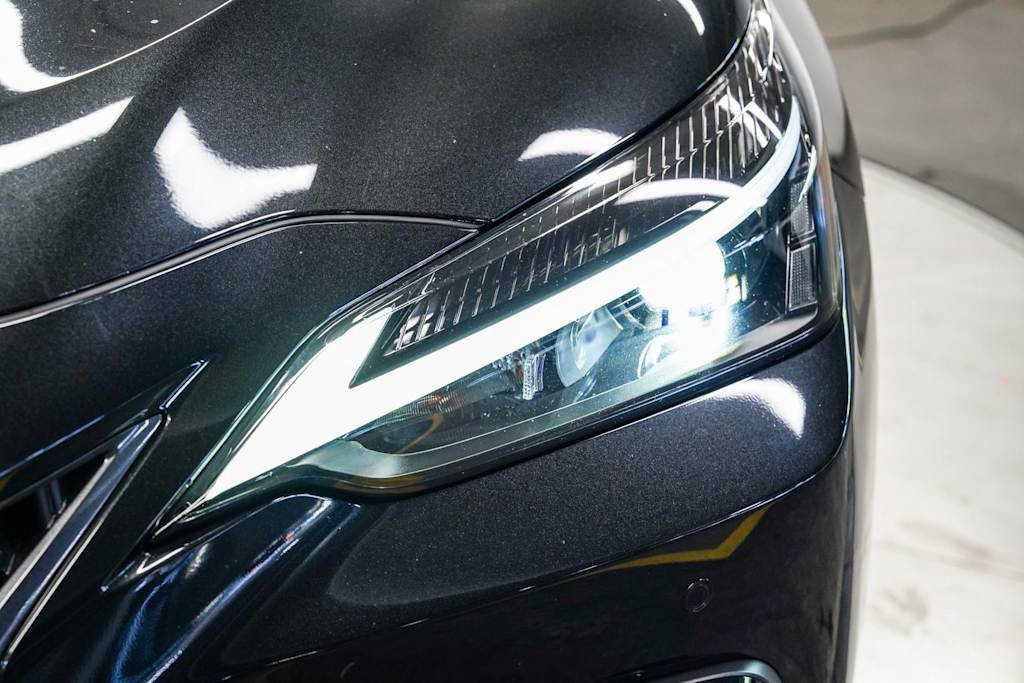 Thumbnail: 2025 Lexus ES - 20