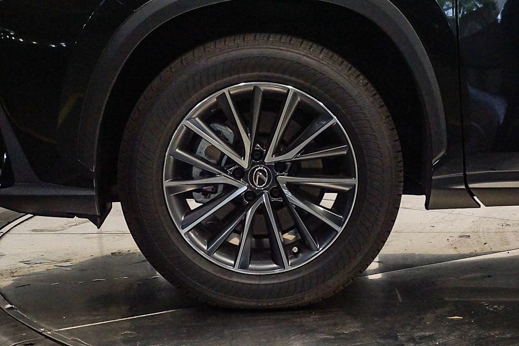 Thumbnail: 2025 Lexus ES - 5