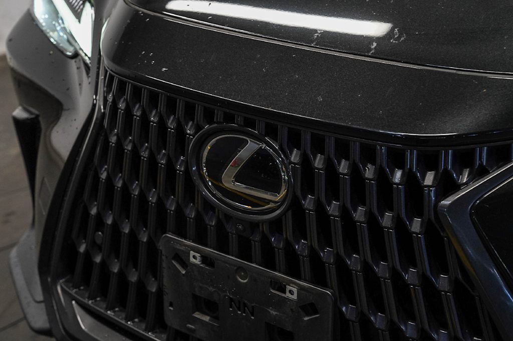 Thumbnail: 2024 Lexus ES - 5
