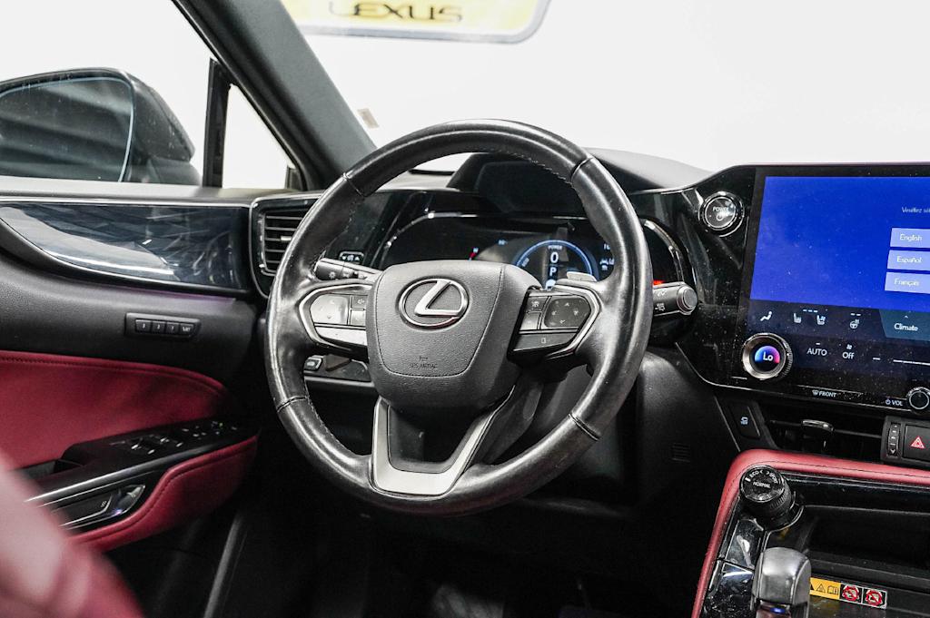 Thumbnail: 2024 Lexus ES - 8