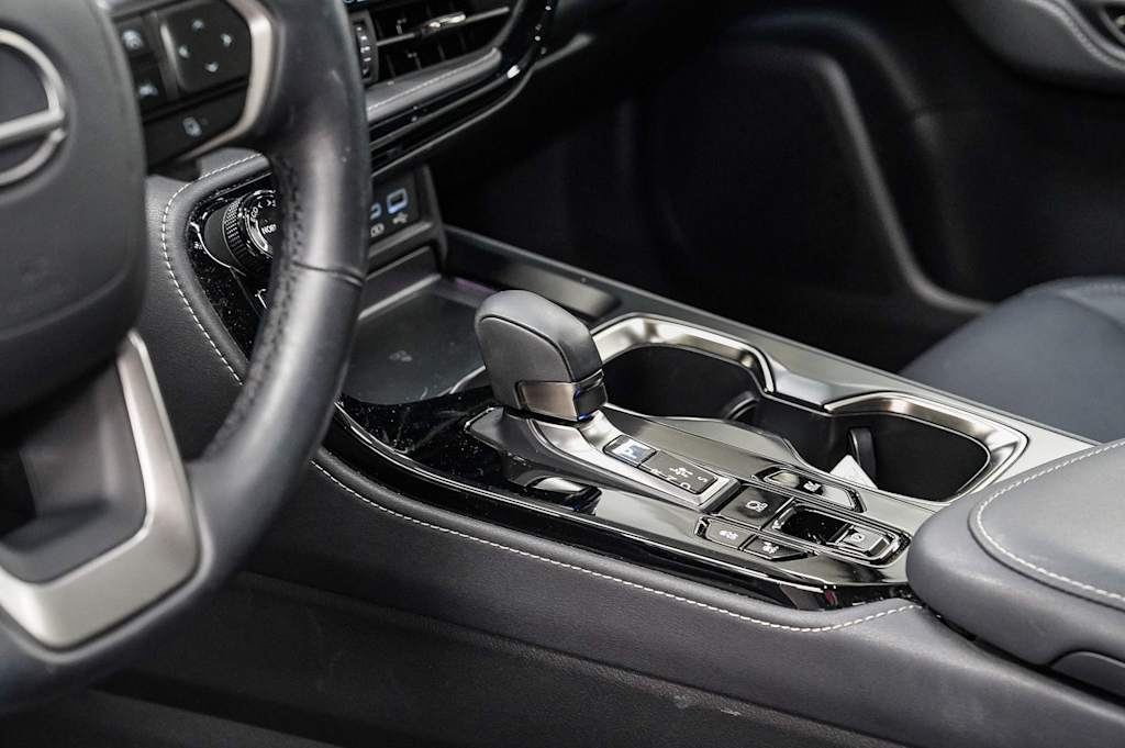 Thumbnail: 2024 Lexus ES - 15