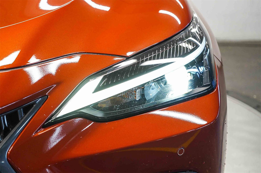 Thumbnail: 2024 Lexus ES - 22