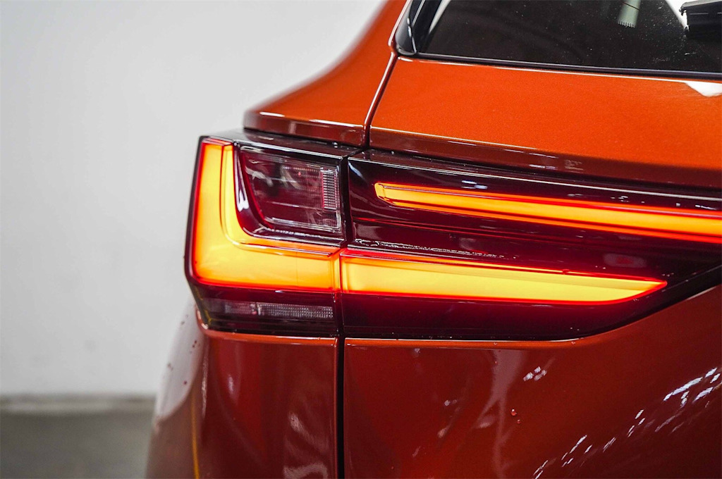 Thumbnail: 2024 Lexus ES - 25