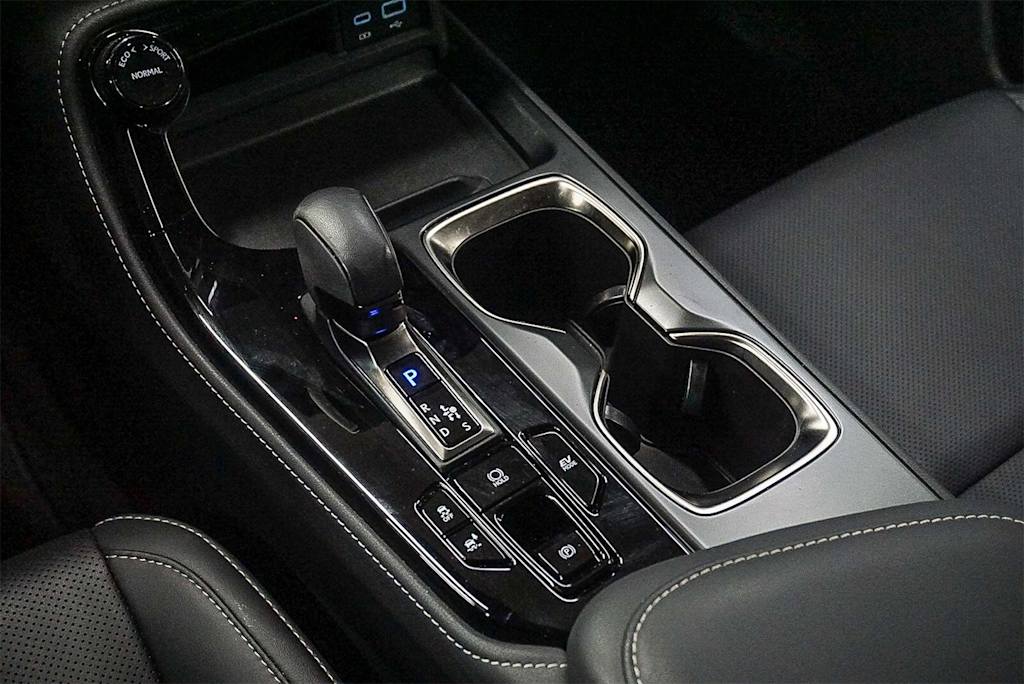 Thumbnail: 2025 Lexus ES - 26