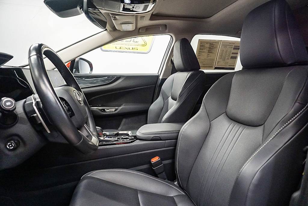 Thumbnail: 2025 Lexus ES - 10