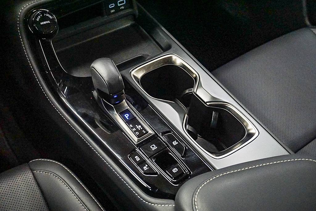 Thumbnail: 2025 Lexus ES - 27