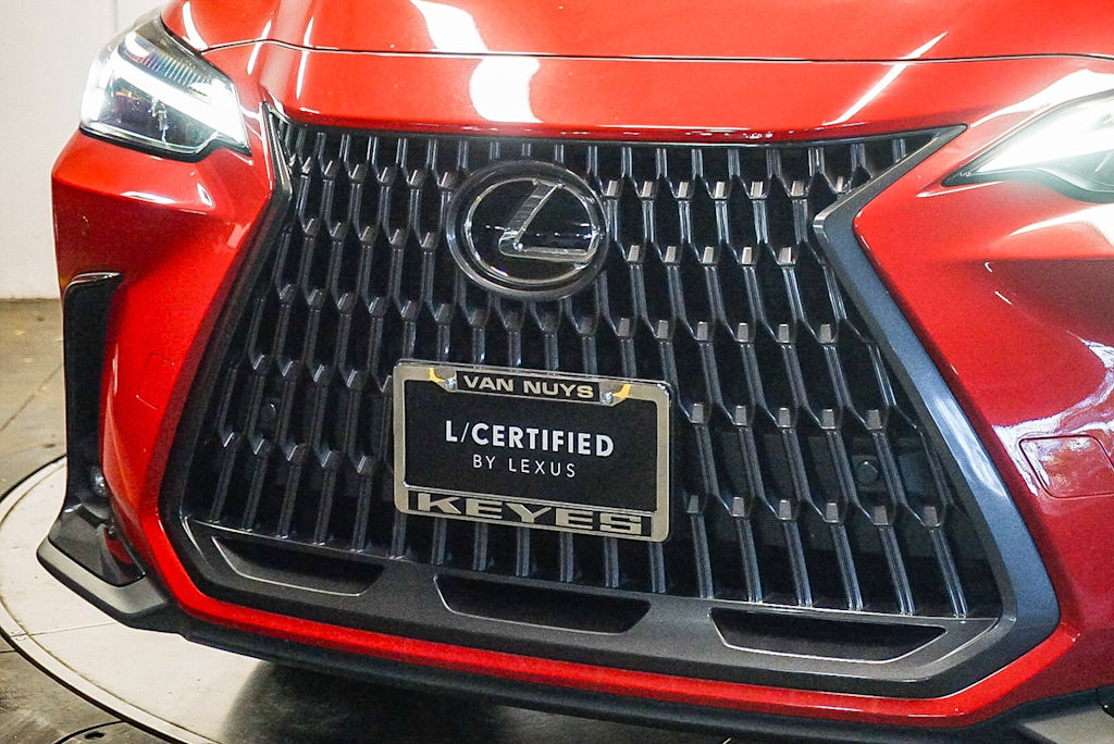 Thumbnail: 2025 Lexus ES - 21