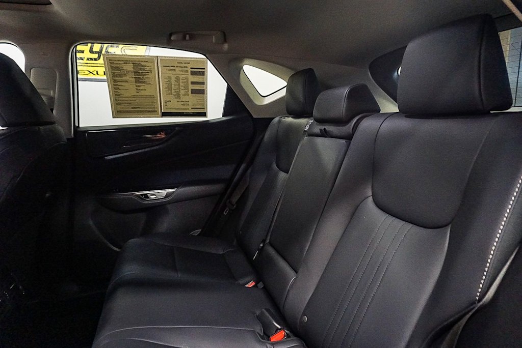 Thumbnail: 2025 Lexus ES - 11