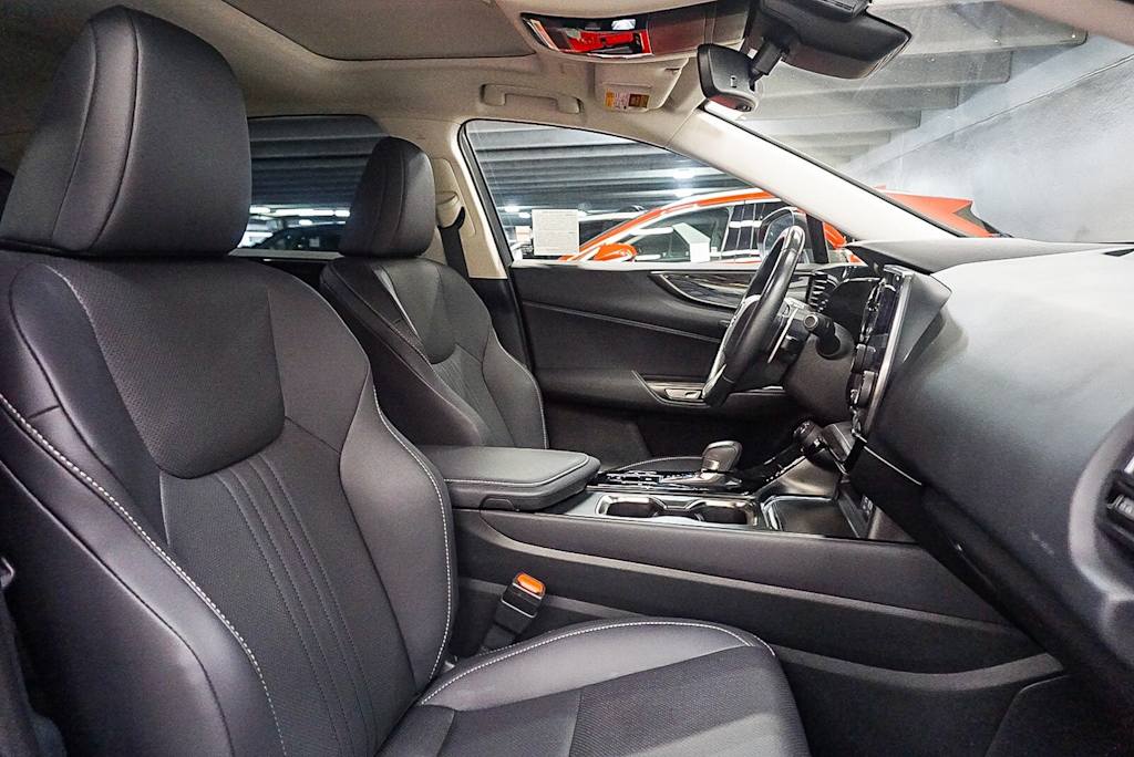 Thumbnail: 2025 Lexus ES - 9