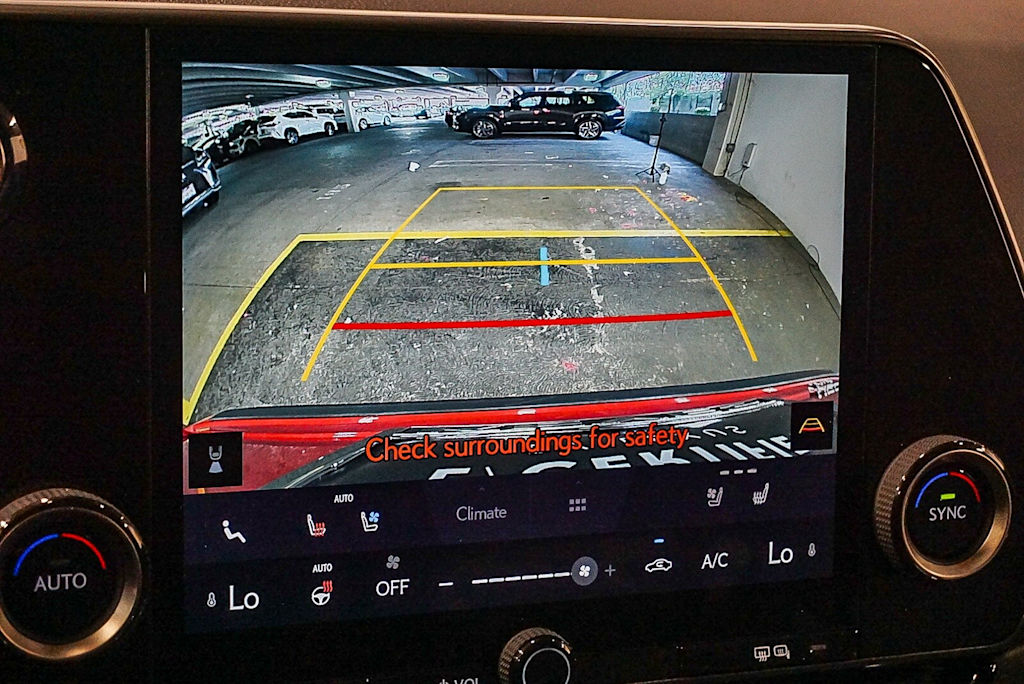 Thumbnail: 2025 Lexus ES - 28